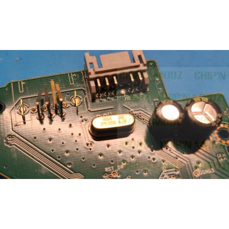 Réparation connecteur SATA lecteur Xbox Series X